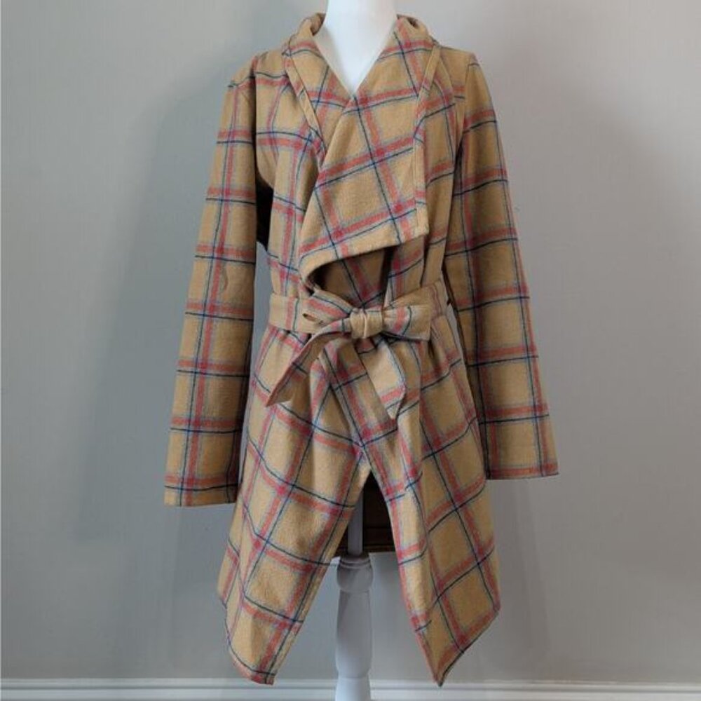 36 Point 5 Plaid Mustard Tan Lightweight Coat Size Medium Asymmetrical Hem